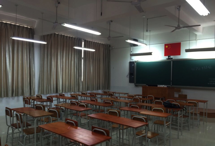 教室灯